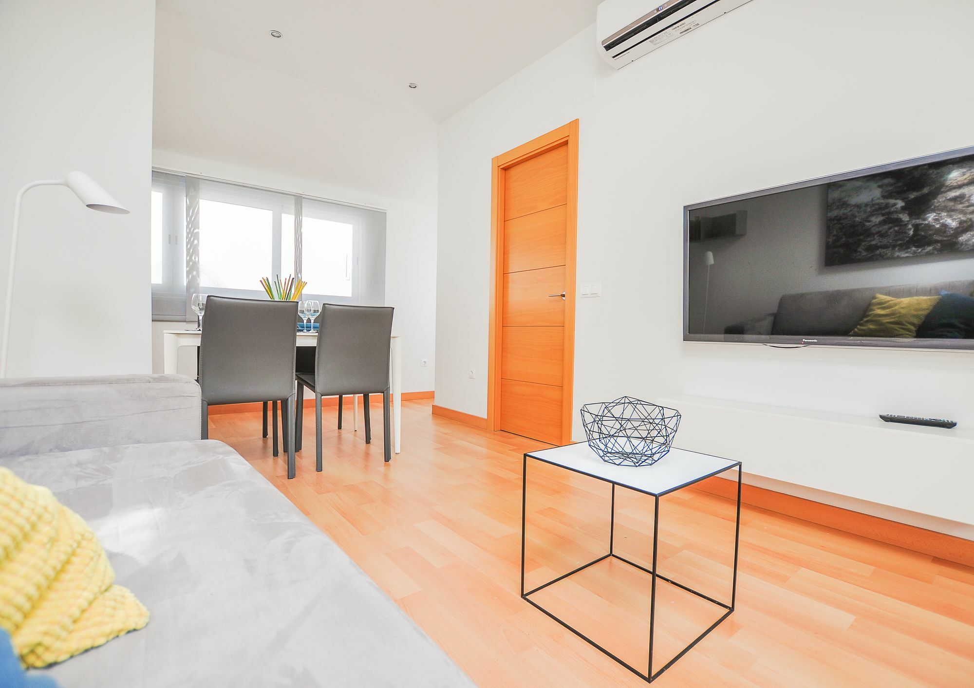 Renthas Atico Picasso Apartment มาลากา ภายนอก รูปภาพ