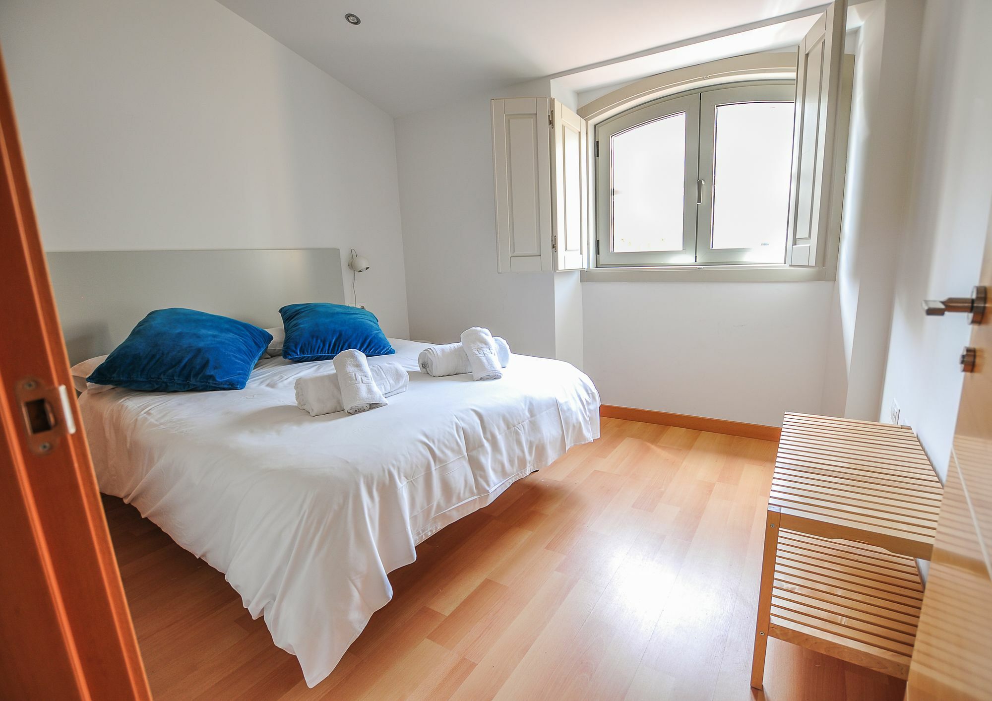 Renthas Atico Picasso Apartment มาลากา ภายนอก รูปภาพ